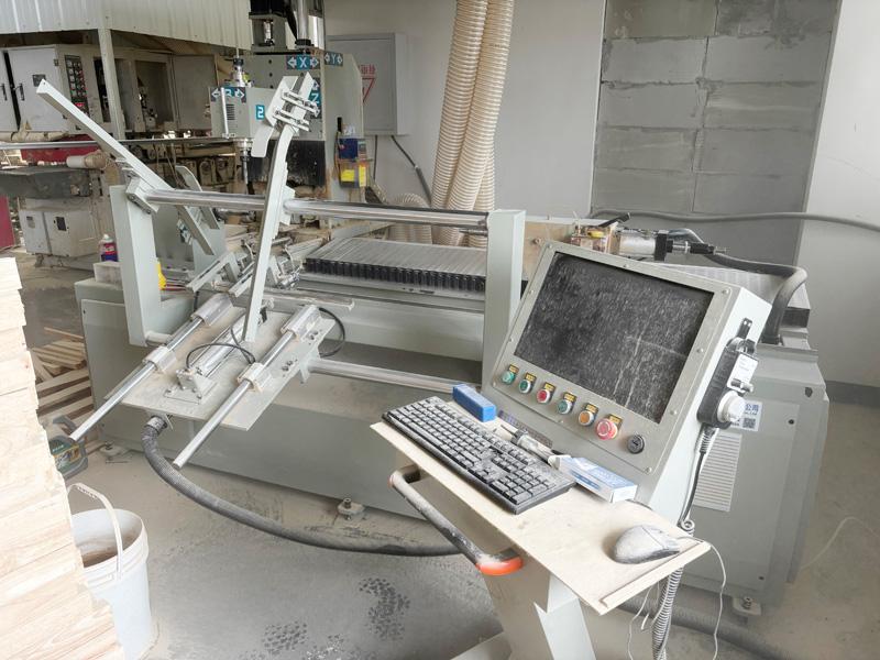 小五轴车铣加工中心应用案例